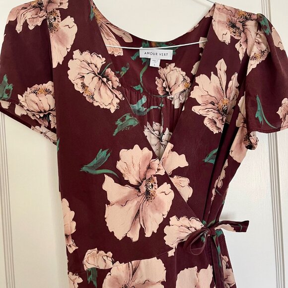 Amour Vert Dresses & Skirts - Amour Vert Brown Floral Silk Wrap Dress | Size Large